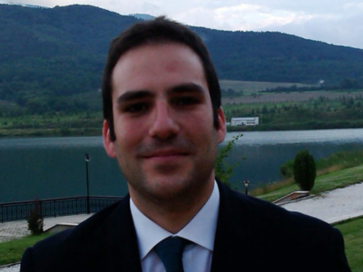 Dr. Fernando Fajardo